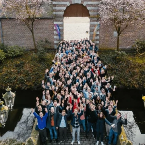 Gruppenbild von den viadee Mitarbeitenden