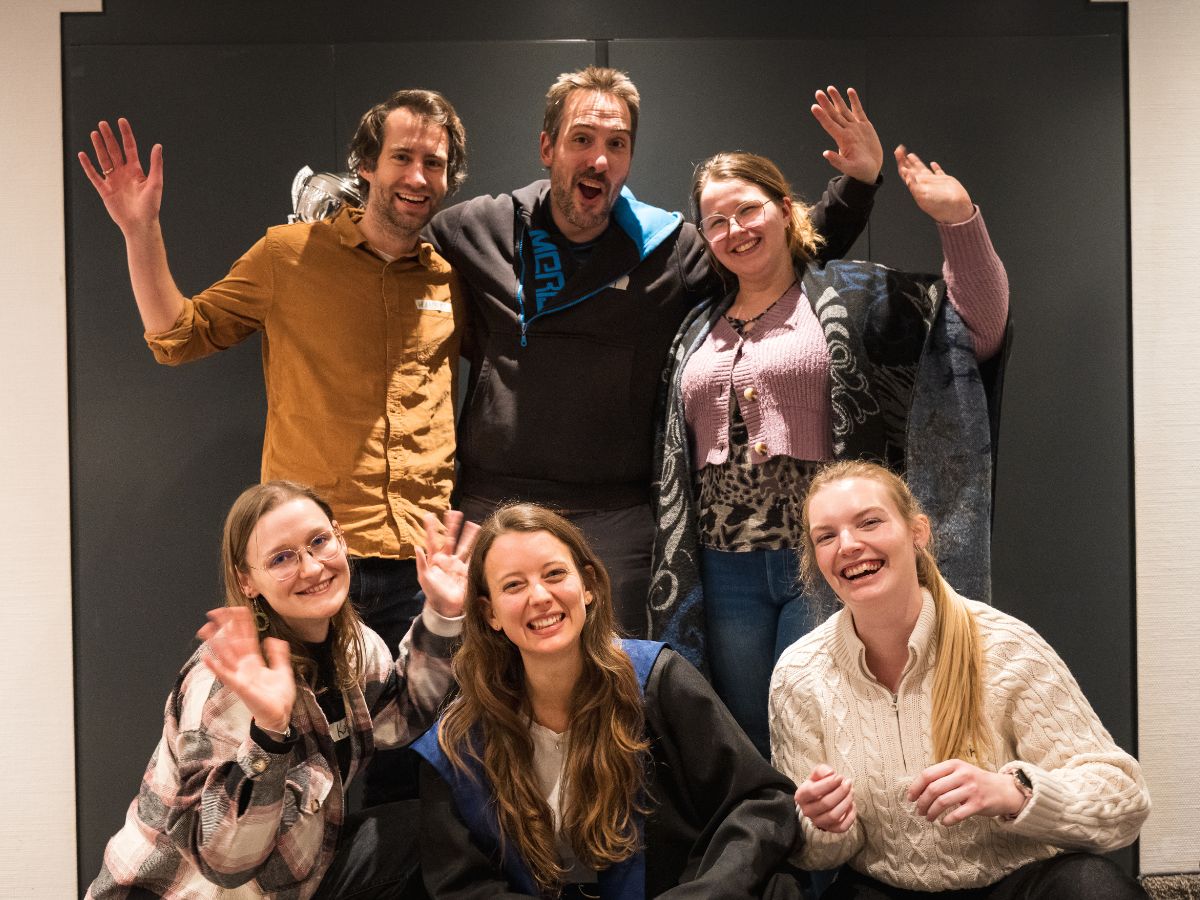 Die sechs Slammer und Slammerinnen auf dem viadee Seminar 2025.