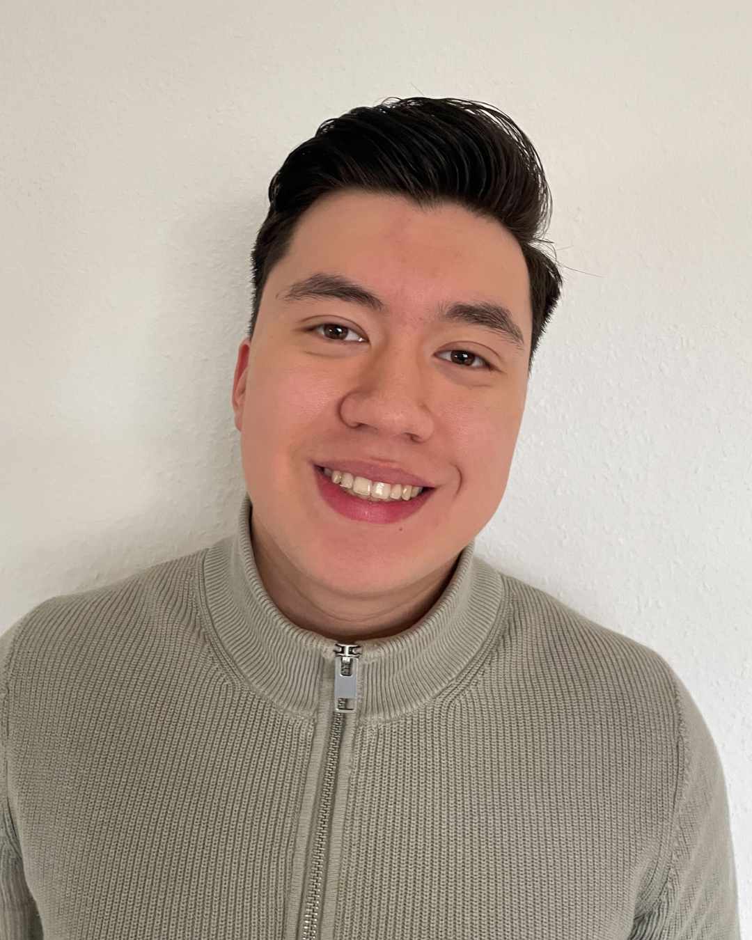 Ein Portrait vom Werkstudent MArc Sutjipto