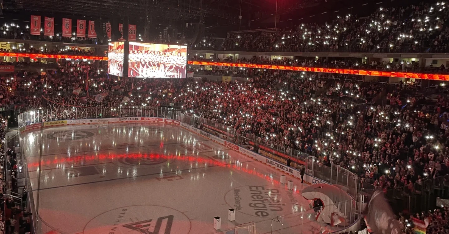 Lanxess Arena bei einem Spiel der Kölner Haie