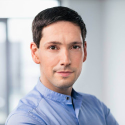 Ein Portrait des viadee Beraters Björn Köhnke.