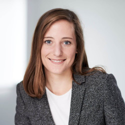 Ein Portrait der viadee Beraterin Constanze Klaar.